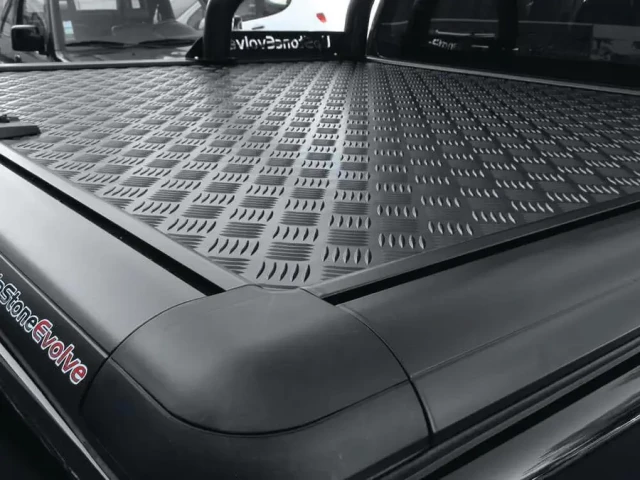 Buy Aluminum black cover for Toyota Hilux DC 15+ from Road Ranger EVO450B