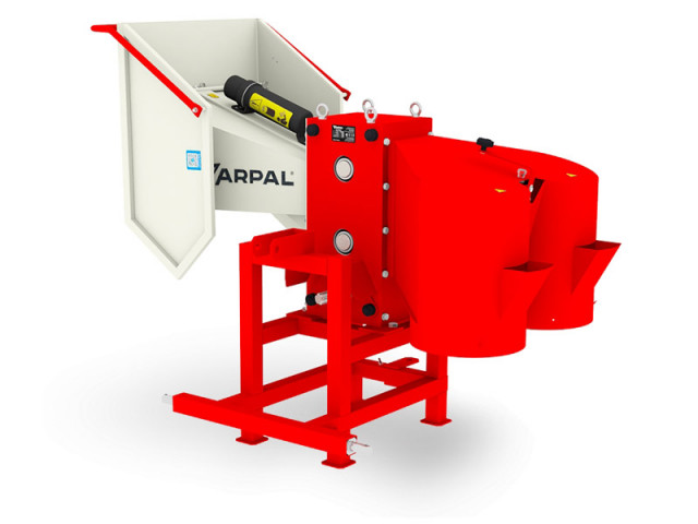 Buy PTO wood shredder for ARPAL tractor AM-120TR