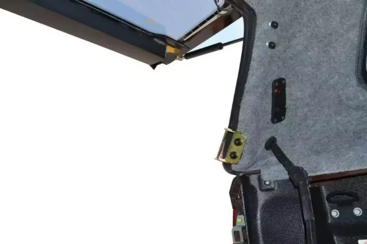 Buy Hardtop on Mitsubishi L200 2015-2021 Fixed Window Canopy